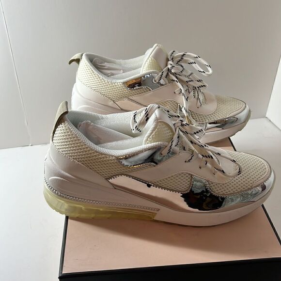 BCBGeneration Weddi Metallic Wedge Sneakers size 8.5 M - Picture 2 of 6